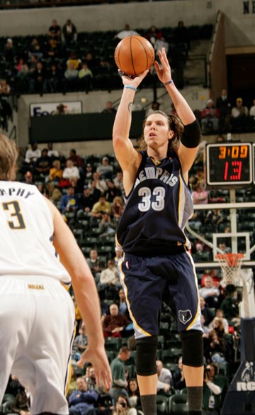 勇士不愿交易希尔德或穆迪 成库明加先签后换主要障碍