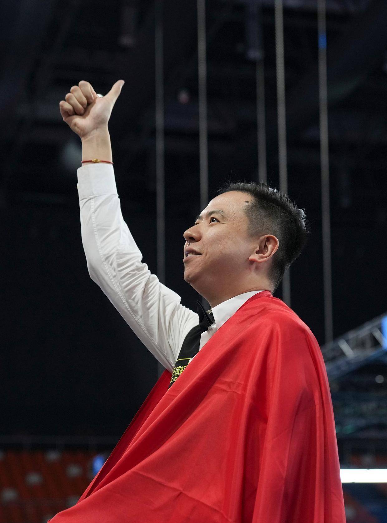 一层阴影 一层阴影