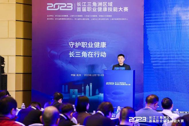 仅透露了当 仅透露了当